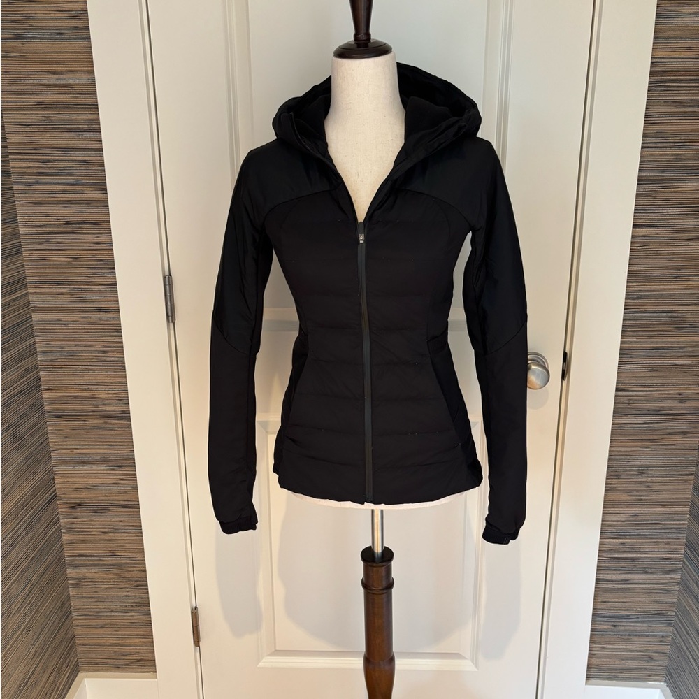 lululemon athletica Black Women's Hooded Quilted Puffer Jacket